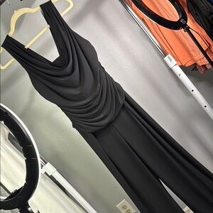 Elegant Black Sleeveless Jumper